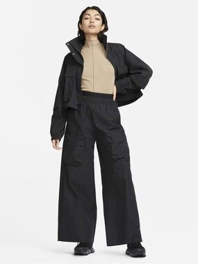 Nike TECH PACK High Rise Wide Leg Ripstop Cargo Trouser Pants Small NEW